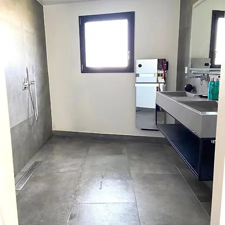 Villa De Standing Avec Piscine Cabestany