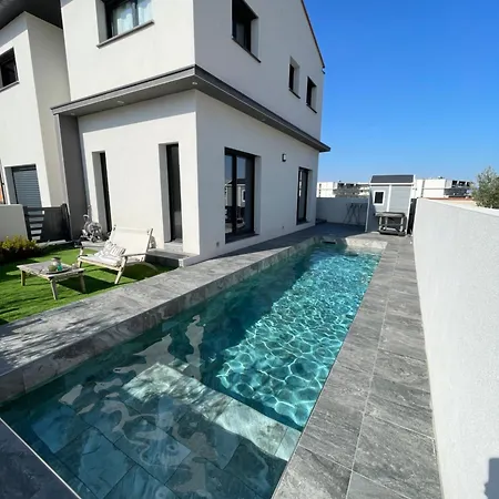 De Standing Avec Piscine * Cabestany