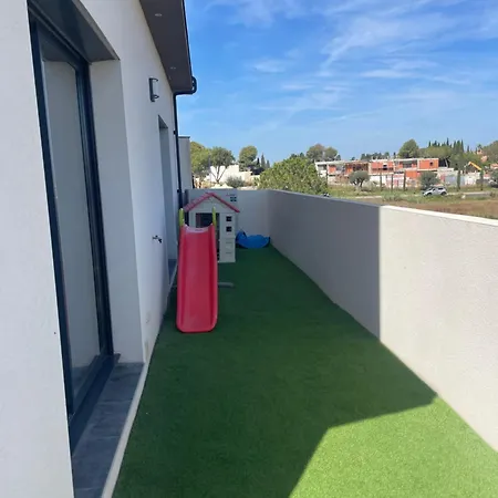De Standing Avec Piscine Villa